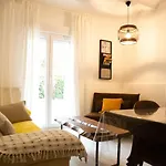 Apartamento Casa Gastón - Esenciaaragon- Casa Con Jardín Privado