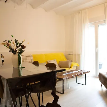 Preciosa Casa Con Jardin 